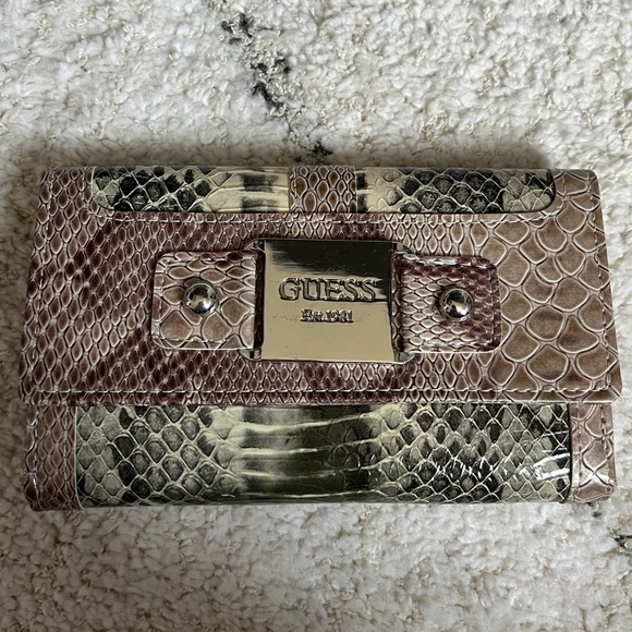 GUESS Snakeskin Wallet - Picture 1 of 9